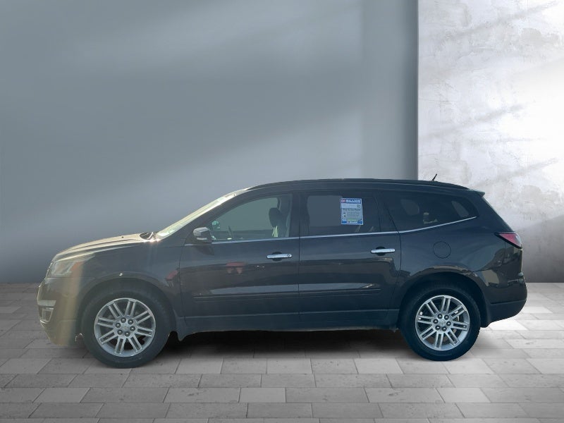 2014 Chevrolet Traverse — rear three-quarter view