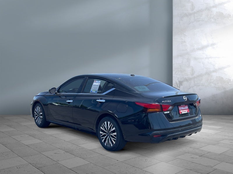 2025 Nissan Altima — interior view