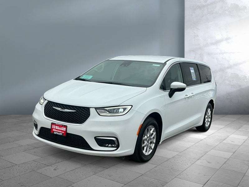2023 Chrysler Pacifica Touring L in Bright White Clearcoat — front three-quarter view