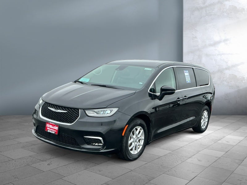 2023 Chrysler Pacifica Touring L in Brilliant Black Crystal Pearlcoat — front three-quarter view