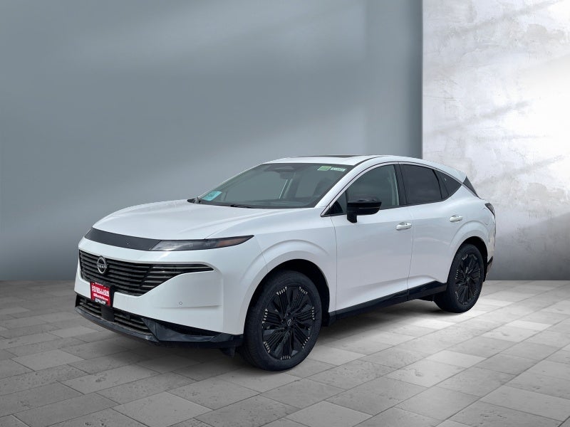 2026 Nissan Murano Platinum in Everest White Pearl Tricoat — front three-quarter view